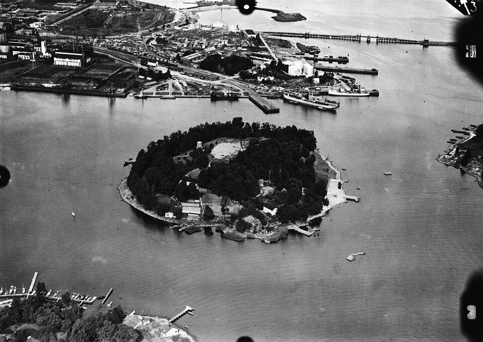 Finlanda — imagine ilustrativă: Sompasaari island in Helsinki, Finland, 1937.jpg