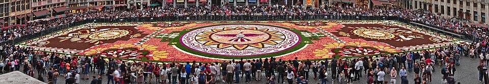Belgia — imagine ilustrativă: Grand Place Flower Carpet 2018 (30mm).jpg