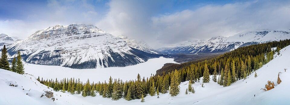 natura — imagine ilustrativă: Peyto Lake in winter.jpg