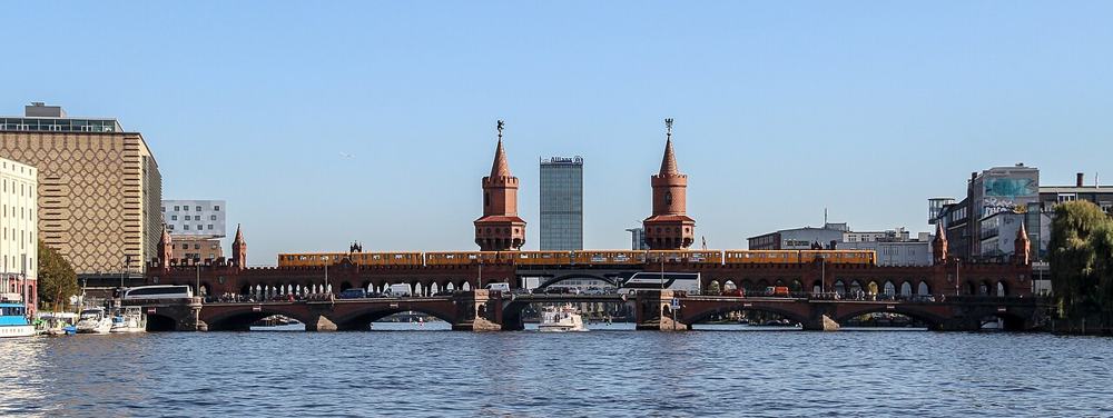 Berlin, Oberbaumbrücke -- 2011 -- 2770.jpg