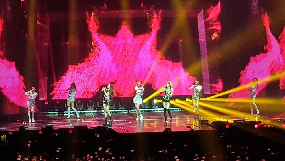 20190518 Blackpink Amsterdam concert 30.jpg